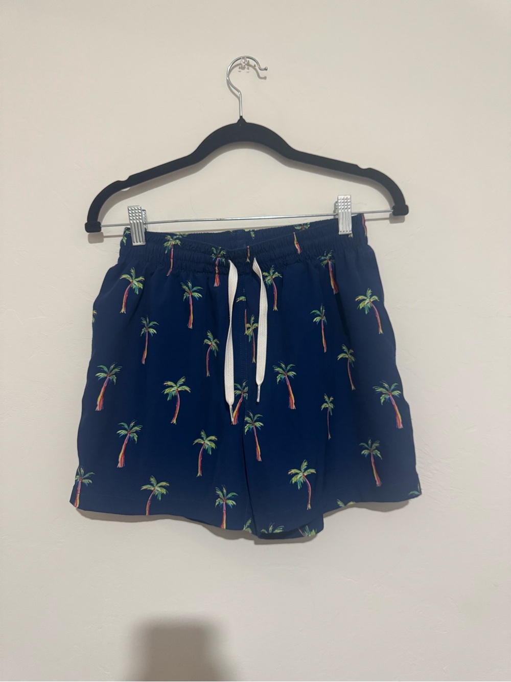 Chubbies “The Tree Myself And l’s” Swim Trunks 5.5” Small Mesh Lined Shorts